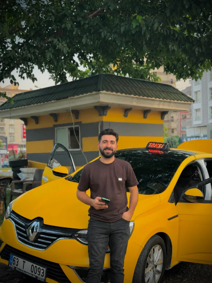 Karaköprü Taksi Şoförü